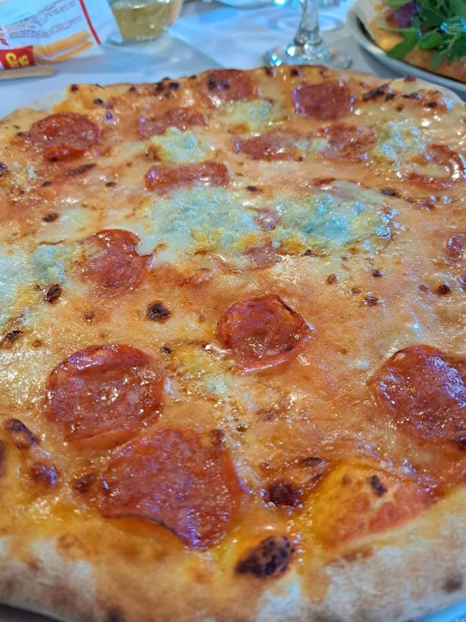 Mambly B&B Ristorante Pizzeria Galliate Extérieur photo